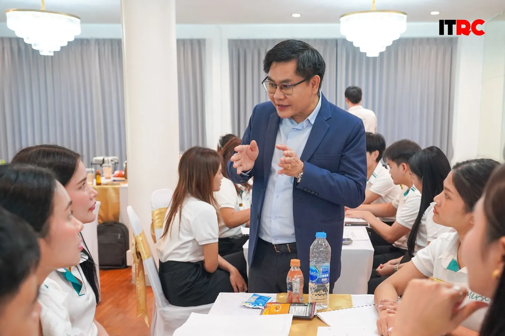 itrc-7-habits-storyselling-wow-service-training-mercy-rama2-10