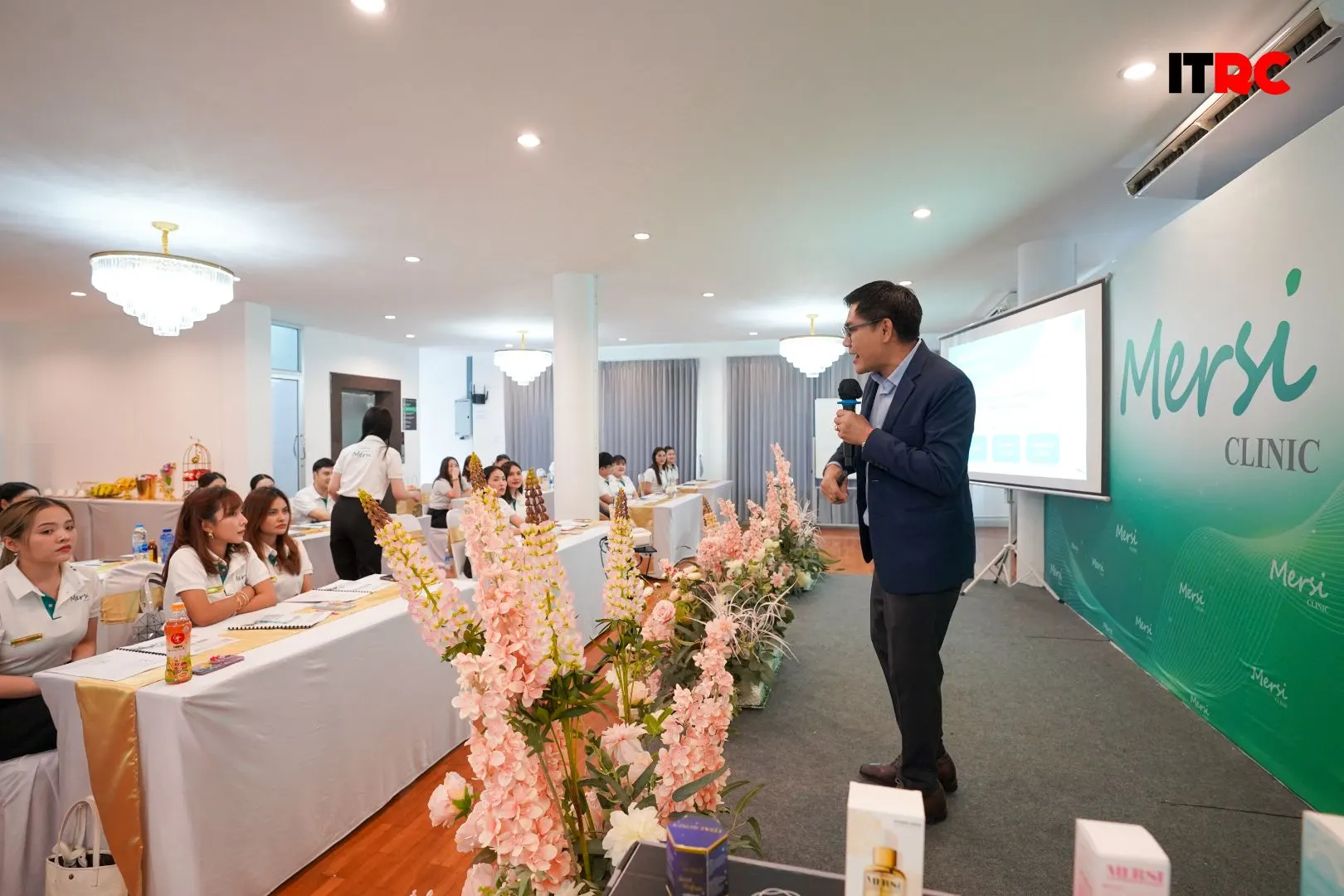 itrc-7-habits-storyselling-wow-service-training-mercy-rama2-4